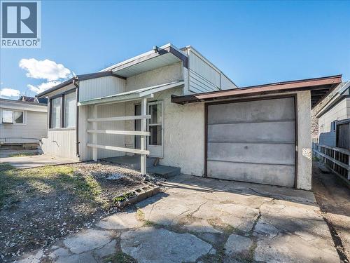 2172 Second Avenue, Trail, BC - Outdoor