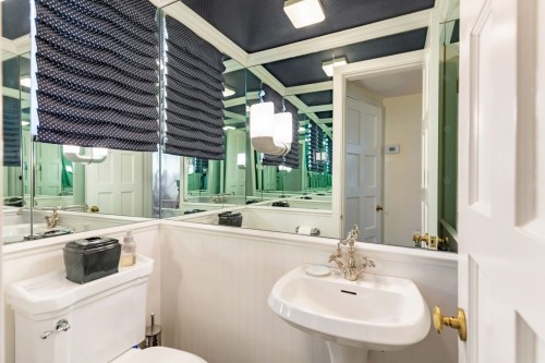 Salle d'eau - 1765 Ch. Caledonia, Mont-Royal, QC - Indoor Photo Showing Bathroom