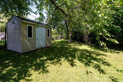 Cour - 1765 Ch. Caledonia, Mont-Royal, QC - Outdoor