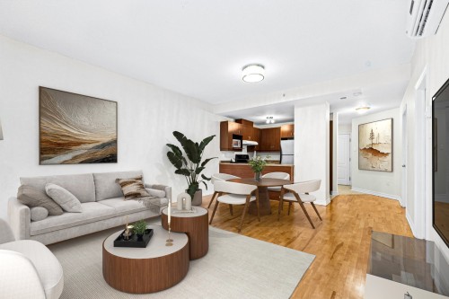 101-3075 Av. Ernest-Hemingway  Montréal (Saint-Laurent), QC H4R 0A7