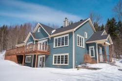 3 Ch. des Pins Lac-Beauport, QC G3B 0H7