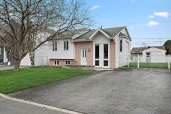 1440 Rue Colomb Sainte-Catherine, QC J5C 1S9