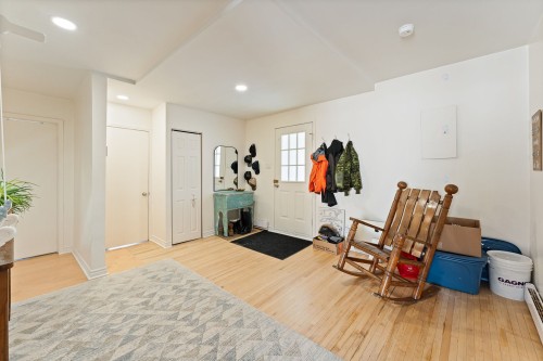 Autre - 69  - 73 Rue De La Rivière, Bedford - Ville, QC - Indoor Photo Showing Other Room