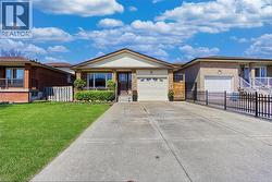 4 COLGATE Court  Hamilton, ON L9C 6Z6