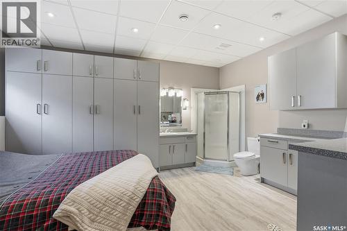 6719 Maplecrest Place, Regina, SK - Indoor Photo Showing Bathroom