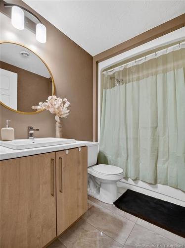 484 Maplehurst Dr, Moncton, NB 