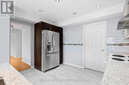 3 Balding Crescent, Ottawa, ON - Indoor Photo Showing Kitchen