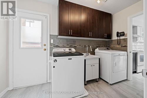 3 Balding Crescent, Ottawa, ON - Indoor Photo Showing Laundry Room