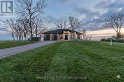 9 BLACK WALNUT DRIVE Norfolk, ON N0E 1P0