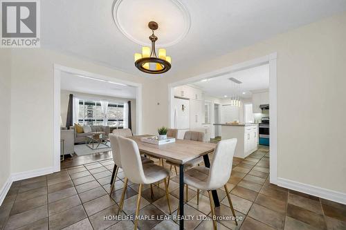 46 Chicopee Terrace, Kitchener, ON - Indoor Photo Showing Dining Room