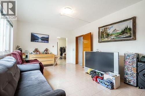3947 Knight Street, Vancouver, BC 
