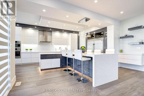 685 Meadowsweet Avenue, Waterloo, ON - Indoor Photo Showing Kitchen