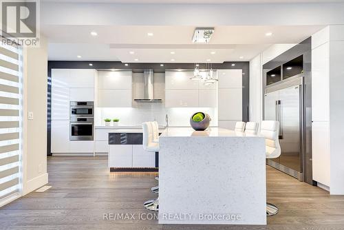 685 Meadowsweet Avenue, Waterloo, ON - Indoor Photo Showing Kitchen With Upgraded Kitchen