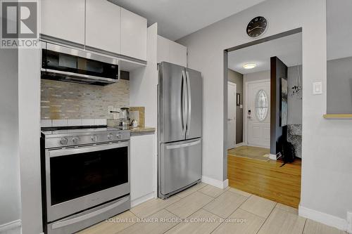 2424 Heaton Avenue, Ottawa, ON - Indoor Photo Showing Kitchen