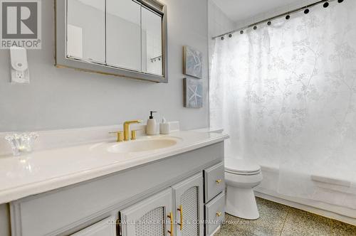2424 Heaton Avenue, Ottawa, ON - Indoor Photo Showing Bathroom