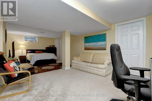 2424 Heaton Avenue, Ottawa, ON - Indoor