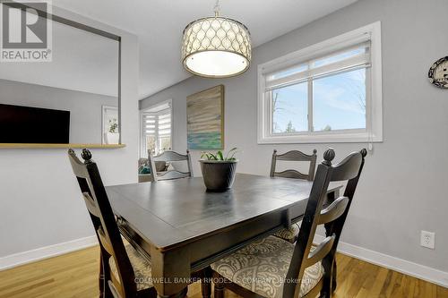 2424 Heaton Avenue, Ottawa, ON - Indoor Photo Showing Dining Room
