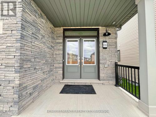66 Aviron Crescent, Welland, ON - Outdoor
