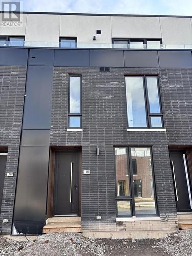 120 Everett Common, St. Catharines, ON - Outdoor