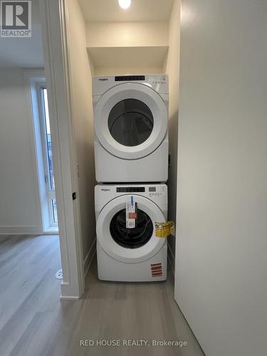120 Everett Common, St. Catharines, ON - Indoor Photo Showing Laundry Room