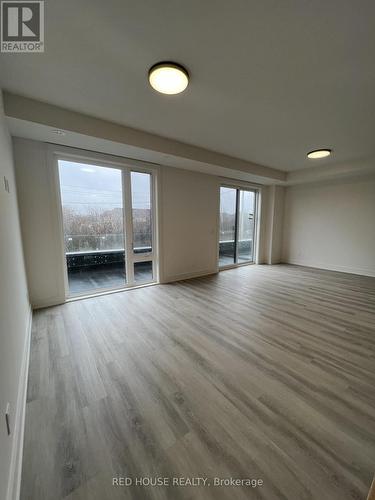 138 Everett Common, St. Catharines, ON - Indoor Photo Showing Other Room