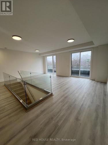 138 Everett Common, St. Catharines, ON - Indoor Photo Showing Other Room