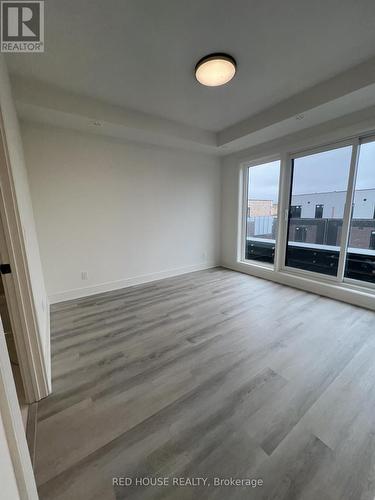 138 Everett Common, St. Catharines, ON - Indoor Photo Showing Other Room