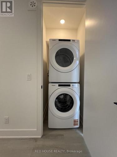 138 Everett Common, St. Catharines, ON - Indoor Photo Showing Laundry Room