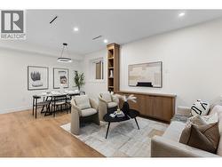 1 435 E 47TH AVENUE  Vancouver, BC V5W 2B3