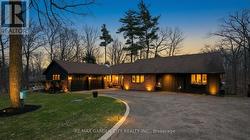 51 PARK ROAD S Grimsby, ON L3M 4E7