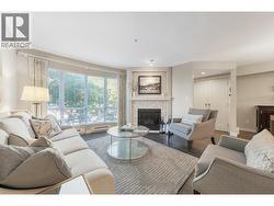 796 W 15TH AVENUE  Vancouver, BC V5Z 1R5