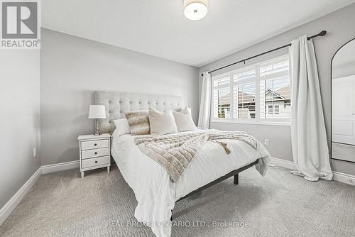 2259 Seton Crescent, Burlington, ON - Indoor Photo Showing Bedroom