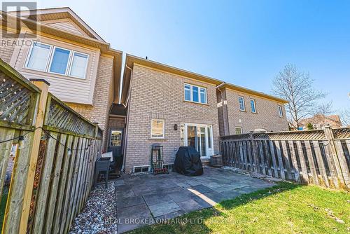 2259 Seton Crescent, Burlington, ON - Outdoor With Exterior
