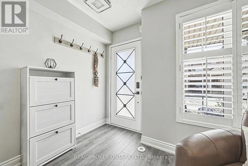 2259 Seton Crescent, Burlington, ON - Indoor Photo Showing Other Room