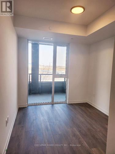 215 - 4878 Powers Common, Burlington, ON - Indoor Photo Showing Other Room