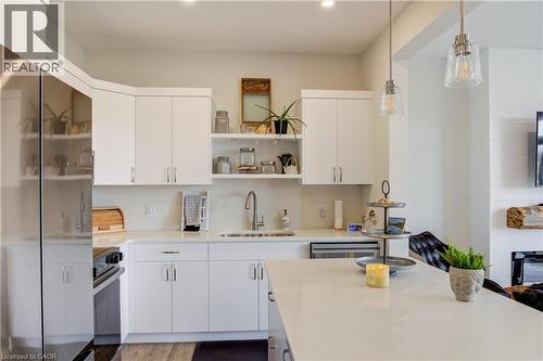 38 Canary Street, Tillsonburg, ON - Indoor Photo Showing Kitchen