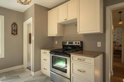 48 Rosewarne Ave, Winnipeg, MB 