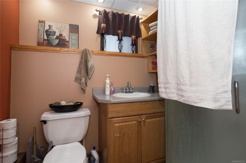 3267 Cook St, Chemainus, BC 