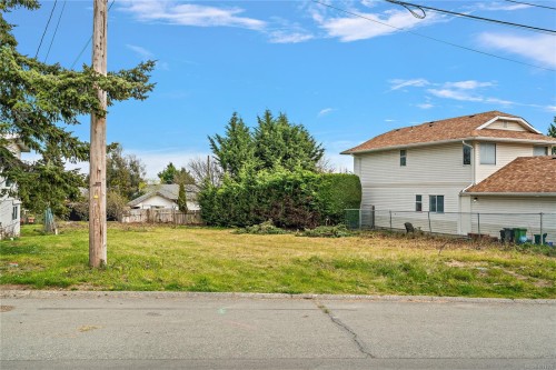 1539 Brook St, Crofton, BC 