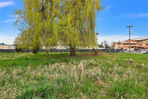 2566 Lewis St, Duncan, BC 