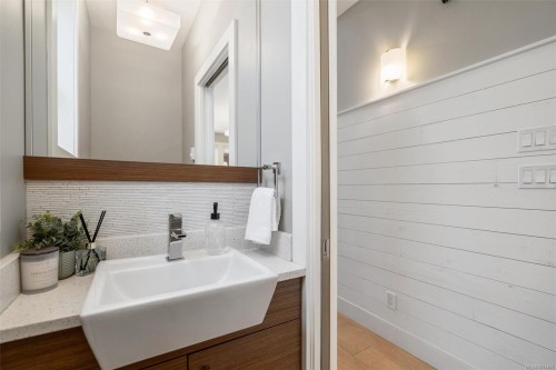 433 Regency Pl, Colwood, BC 