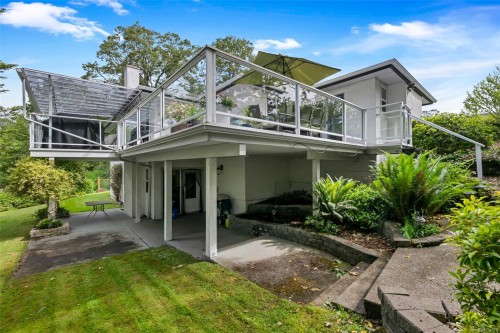 4008 Bow Rd, Saanich, BC 