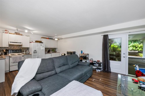 4008 Bow Rd, Saanich, BC 