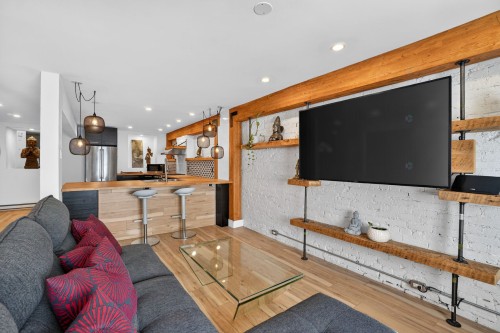 961 Rue Cherrier  Montréal (Le Plateau-Mont-Royal), QC H2L 1J2