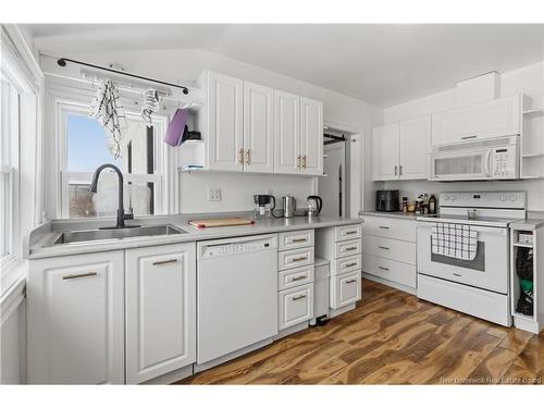 21 Kenmore Dr, Moncton, NB 