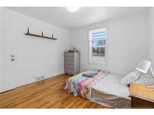 21 Kenmore Dr, Moncton, NB 