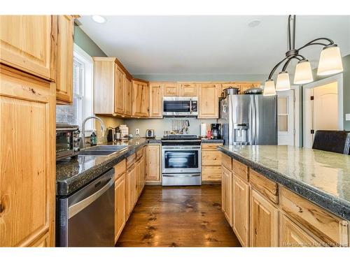31 Saint Charles Crt, Upper Kingsclear, NB 