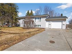 23 Pembroke ST Riverview, NB E1B 3Z9