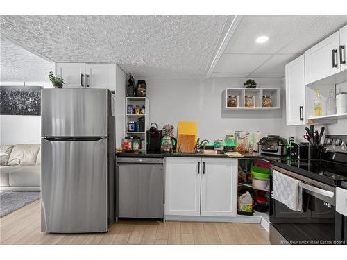 23 Pembroke St, Riverview, NB 