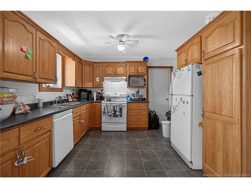 23 Pembroke St, Riverview, NB 